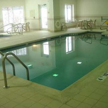Hilton Garden Inn-Newburgh/Stewart Airport Bagian luar foto