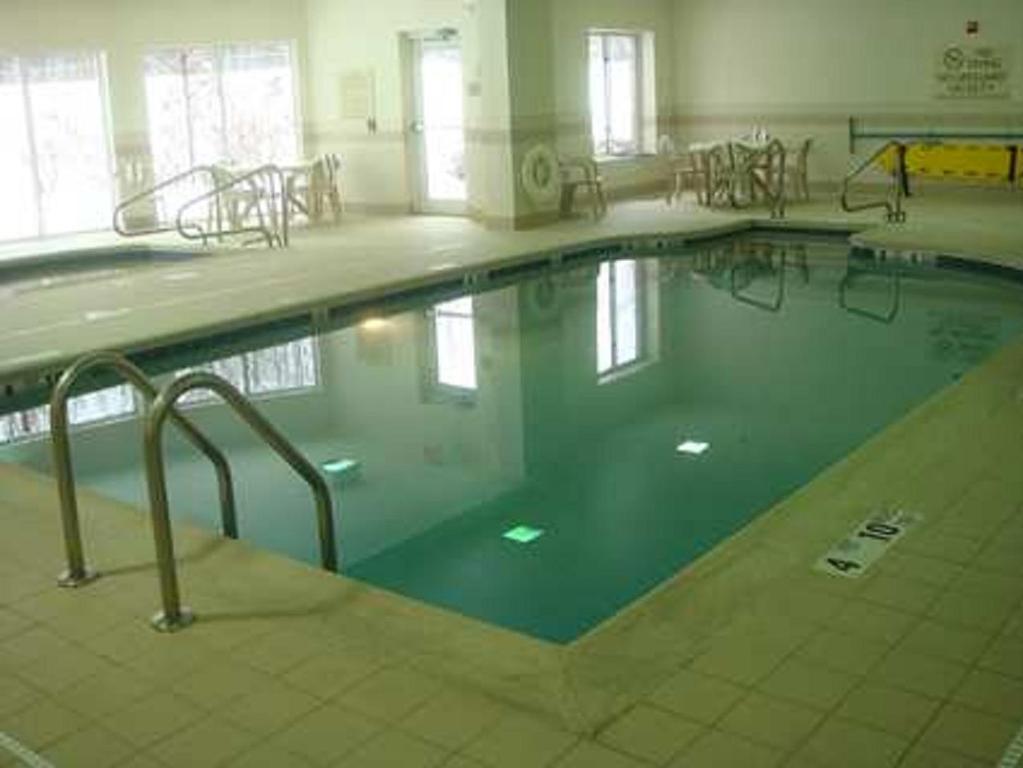 Hilton Garden Inn-Newburgh/Stewart Airport Bagian luar foto